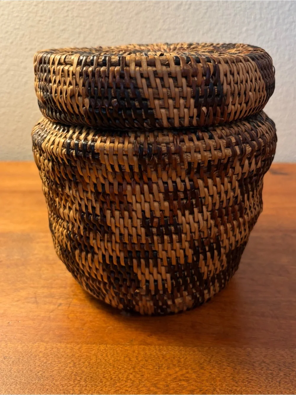 N/A vintage geometric